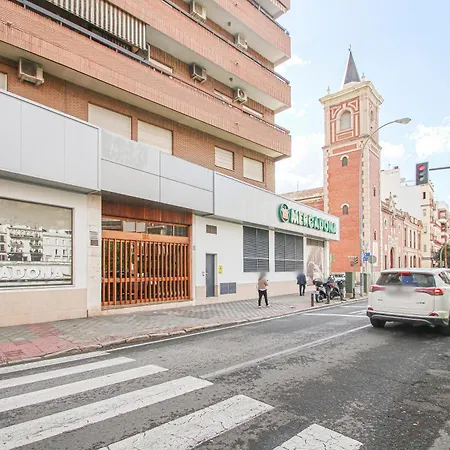 Stunning W Views To Giralda - 15 Minutes Walk Appartamento *
